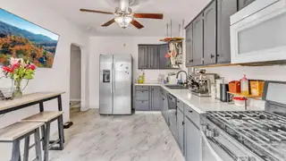 536 MESILLA Street SE Kitchen