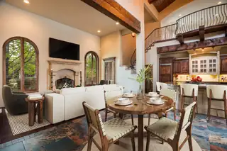 8820 GYPSY Drive NE Dining Room