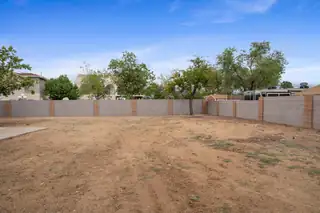 3900 SAINT ANDREWS Drive SE Backyard