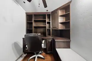 41 A ROAD 5192 Home Office