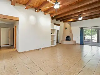 9 JORDAN Court Kitchen