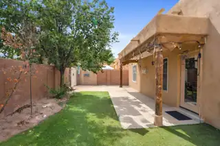 6800 BUTTE VOLCANO Road NW Backyard