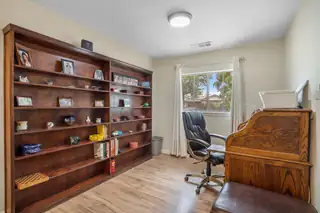 11505 PALM SPRINGS Avenue NE Home Office