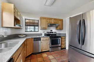 4207 RAVINE Road Kitchen