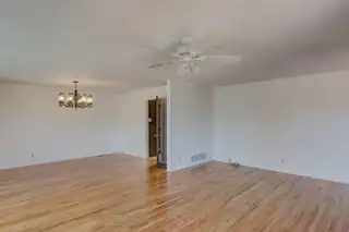 1805 NOTRE DAME Drive NE Living Room