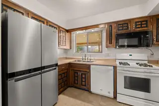 10343 KAREN Avenue NE Kitchen