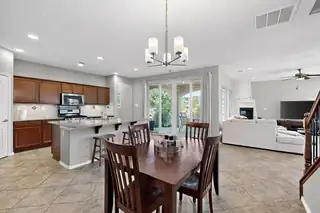 5601 ADDIS Drive SE Dining Room