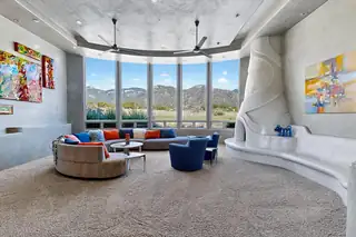 8504 Snakedance Court NE Living Room