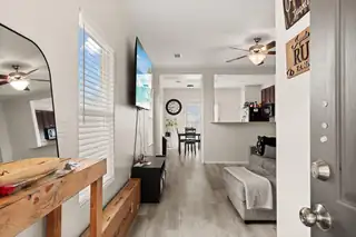 1008 WATERFALL Drive NE 