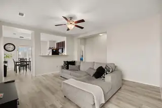 1008 WATERFALL Drive NE 