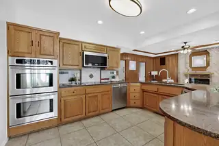 8504 SONOMA VALLEY Drive NE Kitchen