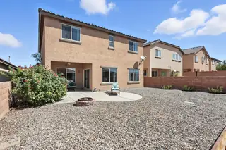 4009 Loma Alta Avenue NE Backyard