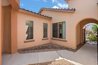 9113 Vista Bosquejo Road NW Dining Room