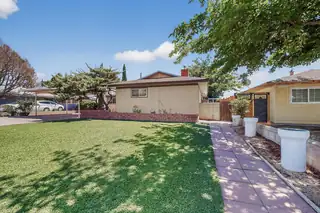 3900 DELAMAR Avenue NE Backyard