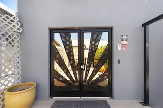 637 BROADWAY Boulevard SE 