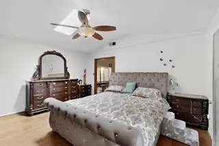 7126 CECILIA Drive SW Bedroom