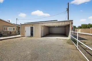 7126 CECILIA Drive SW Garage