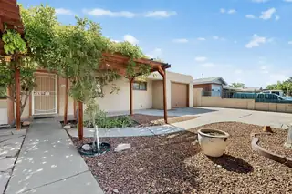 1416 KENTUCKY Street NE 