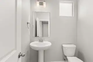 6717 Sydney Drive NE 