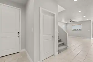 6717 Sydney Drive NE 