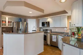 601 NAVARRA Way SE Kitchen