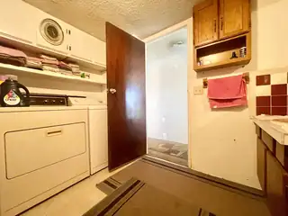 61 SORREL Avenue Laundry Room