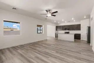 2503 Calle Del Los Claveles 