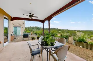 68 Victorio Trail Patio