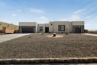 3301 Vatapa Road NE Exterior Front