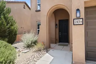 213 PASEO VISTA Loop NE 