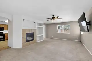 7847 LATIR MESA Road NW Living Room