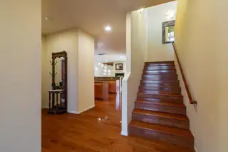 6209 ESCOVIEL Street NW 