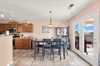 5040 MIRA VISTA Drive NE 