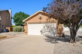 1005 LAS GOLONDRINAS Court NW 