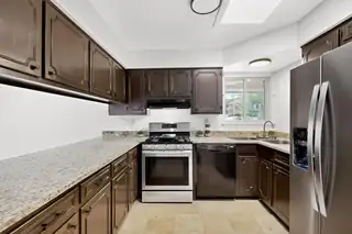 1917 Chelwood Park Boulevard NE 