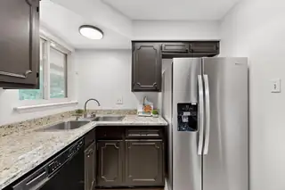 1917 Chelwood Park Boulevard NE 