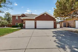 2840 W ISLAND Loop SE 