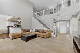 2840 W ISLAND Loop SE 