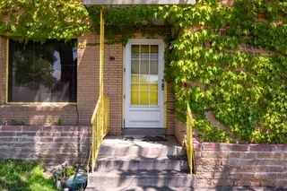 204 CARLISLE Boulevard NE 