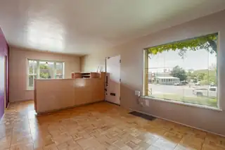 204 CARLISLE Boulevard NE 