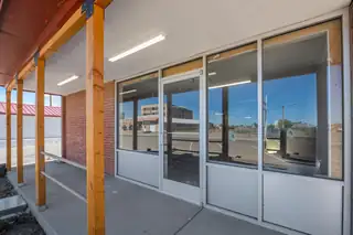 851 W CASTILLO Avenue 