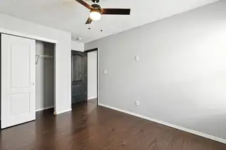 750 CREEKSIDE Avenue SW Bedroom