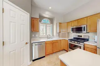 4104 KILLINGTON Road NW Kitchen