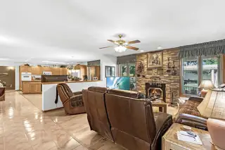 40 LA BAJADA Road Living Room