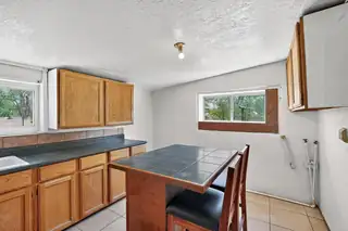 96 SAN ACACIA Road Kitchen