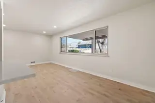 2908 PENNSYLVANIA Street NE 