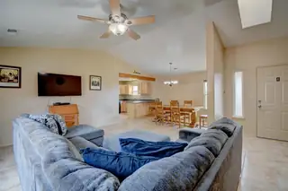 11 ZAMORA HEIGHTS Road 