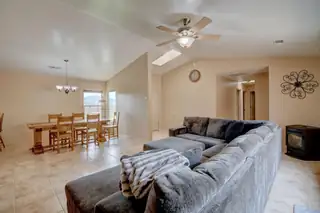 11 ZAMORA HEIGHTS Road 