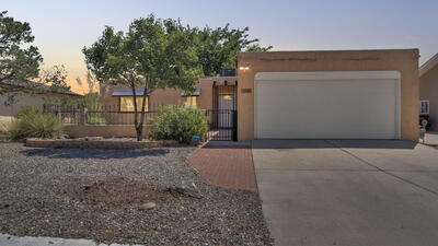 2908 ALAMOGORDO Drive NW, Albuquerque