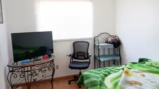 8922 CLAREMONT Avenue NE 